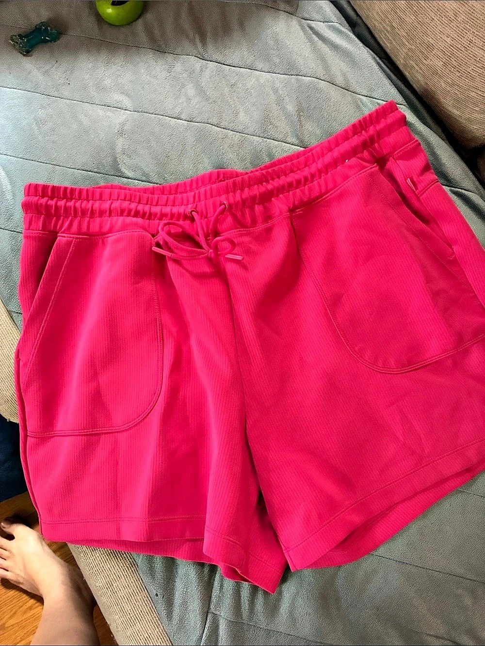 Mondetta Athletic Shorts in Pink Like New XL